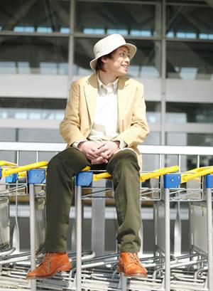 ニューバランスのスニーカーで歩こう