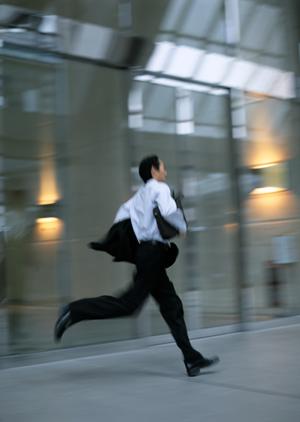 着物の魅力を活かす！リフォームで新たな洋装へのアレンジ術